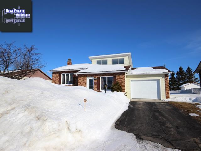 Property 190 Av. Arseneault main img