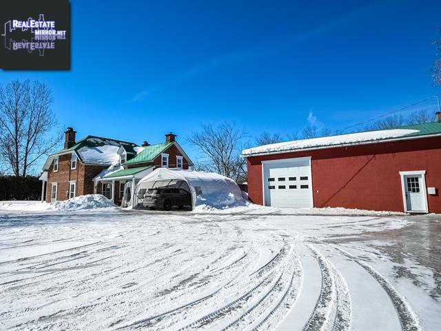 Property 10771z Route Arthur-Sauve main img