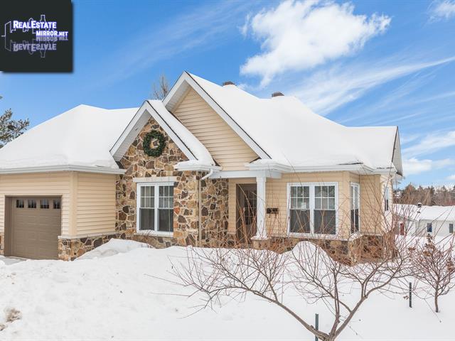 Property 235 Rue Du Ruisseau-Rouge main img