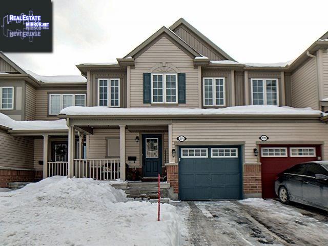 Property 274 Par-La-Ville Circle main img