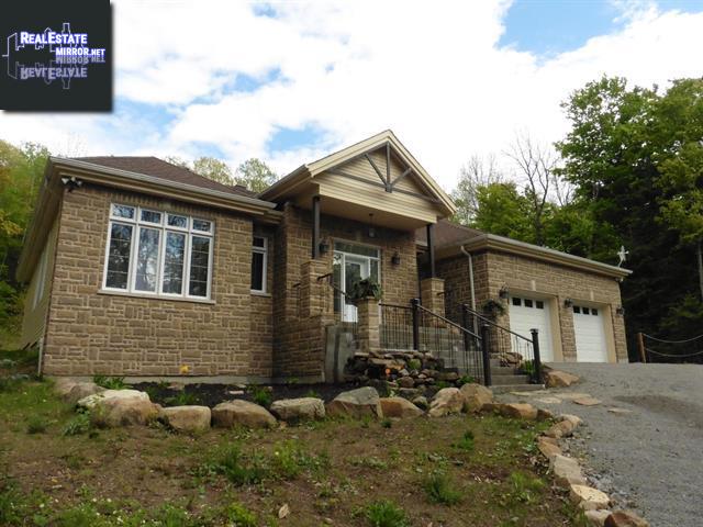 Property 1318 Rue Du Monte-Pente main img