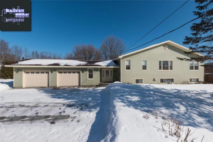 Property 2974 43 Highway E main img