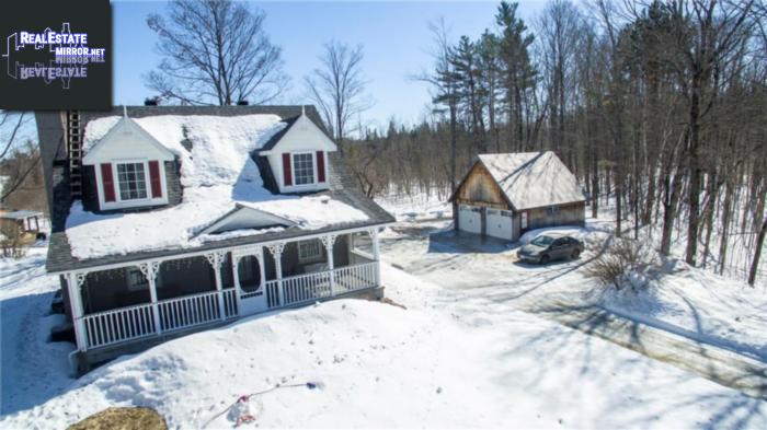 Property 893 Green Lake Road main img