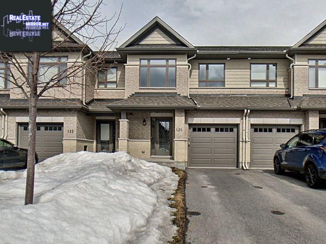 Property 131 Woodhurst Crescent main img