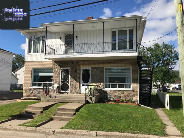 Property 40-42 Rue Lapointe main img