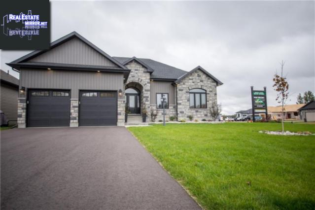Property 79 Noble Crescent main img