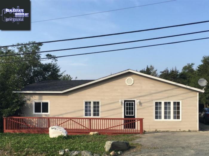 Property 1658 Portugal Cove Road main img