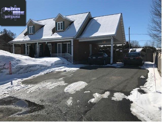 Property 1328 Rue Mainville main img