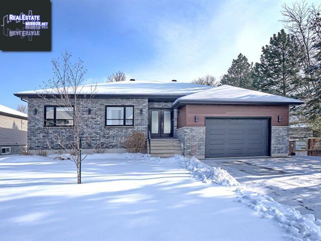 Property 3109 Rue Edouard-Harbec main img