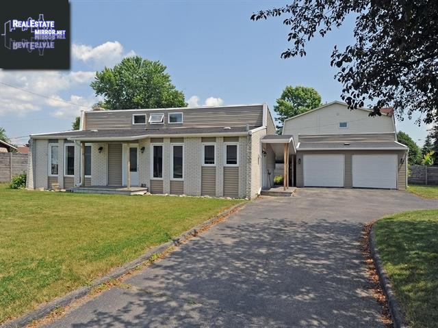 Property 82 Rue Irene main img