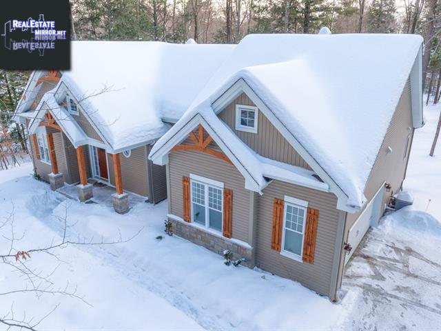 Property 2347 Rue Paddock main img
