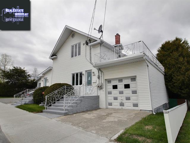 Property 1214-1216 4e Avenue main img