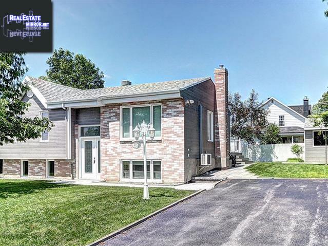 Property 402 Rue Du Moulin main img