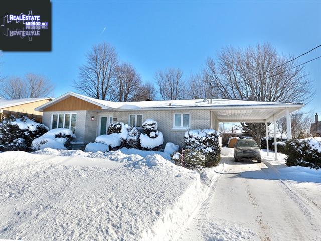 Property 4625 Rue Marquette main img