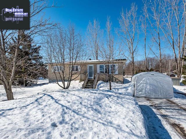 Property 1660 Rue Des Erables main img