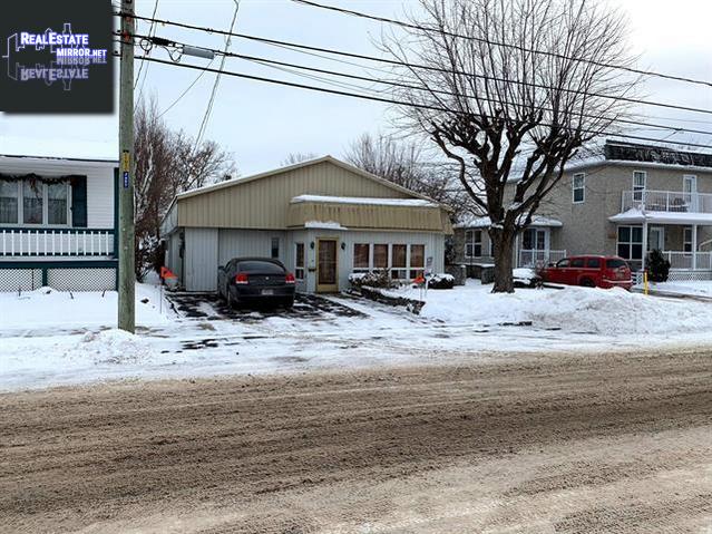 Property 1225 Rue Jogues main img