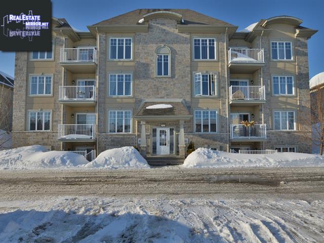 Property #4-8645 Place Du Charpentier main img