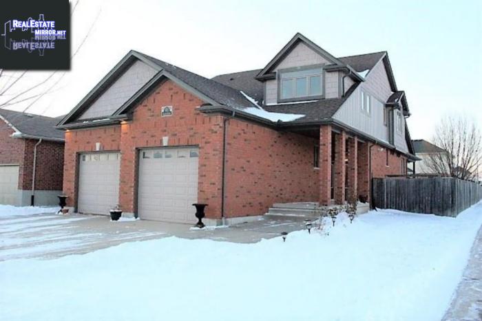 Property 41 Watson Crescent main img
