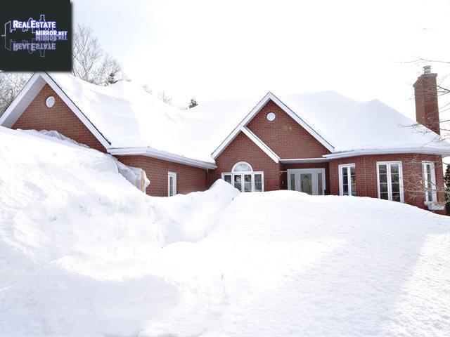 Property 209 Rue J.-J.-Belanger main img