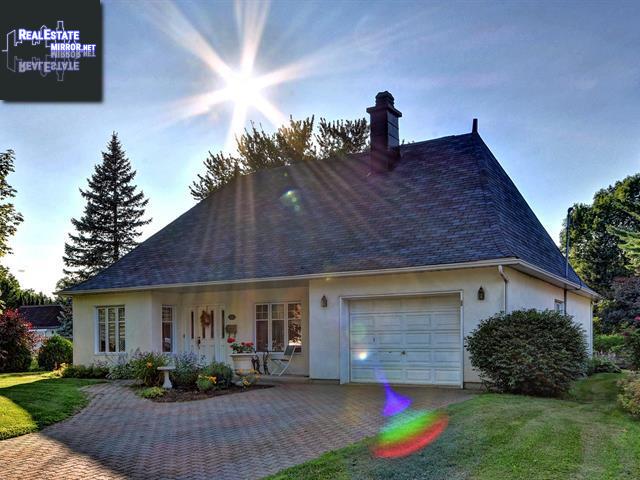 Property 260 Rue Bromont main img