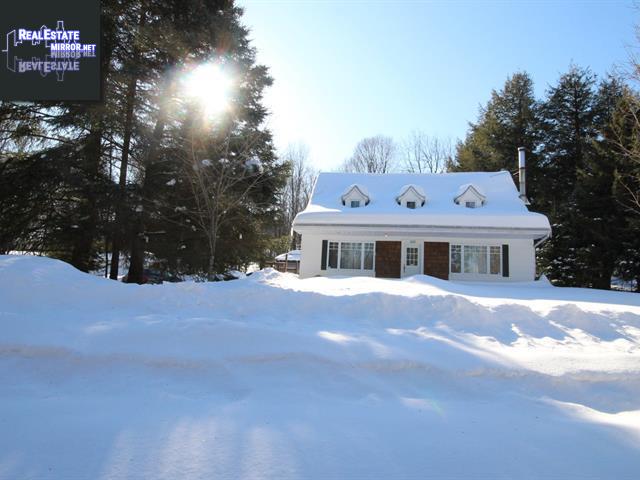 Property 131 3e Av. Du Lac-Charland main img