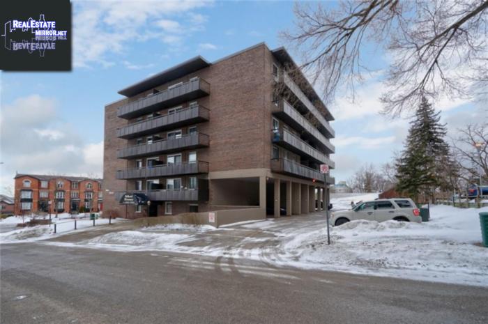 Property 2 Albert Street #54 main img