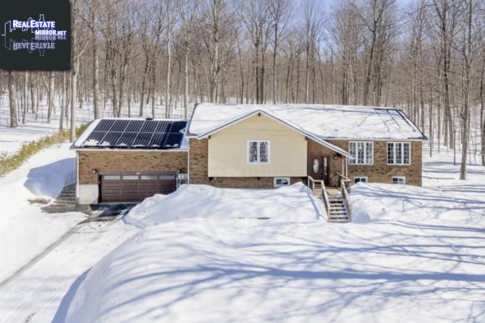 Property 69 Farlain Lake Road E main img