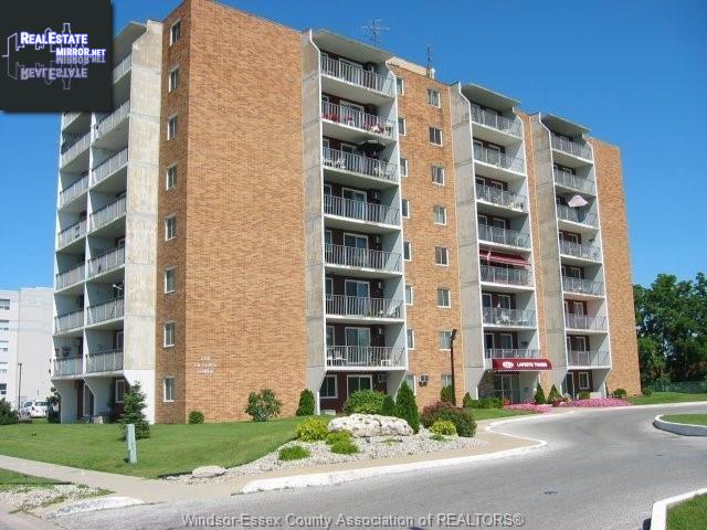 Property 120 Pickering Unit#305 main img