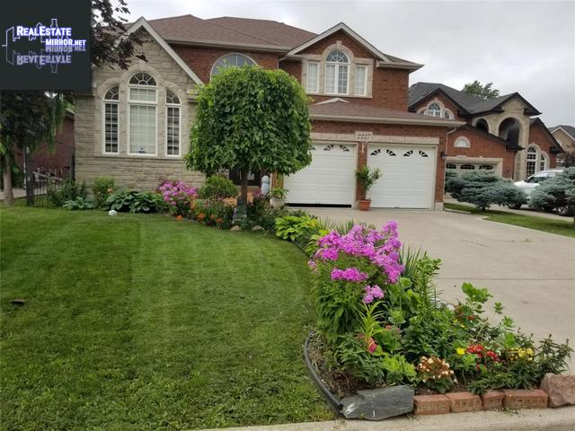 Property 2227 Dandurand Boulevard main img