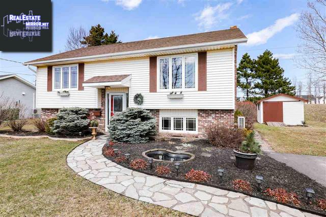 Property 42 Callbeck Crescent main img
