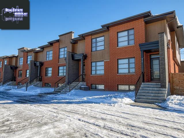 Property 960 Av. Marier main img