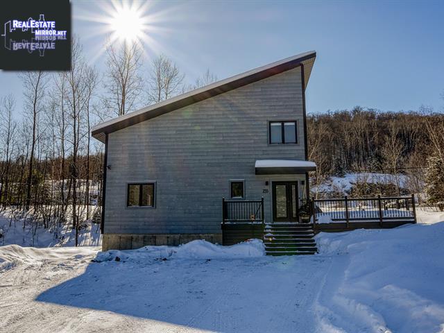 Property 235 Ch. Du Lac-Duhamel main img