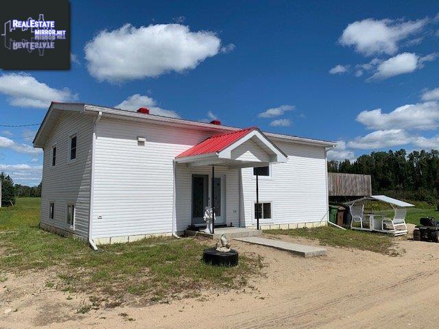 Property 4592 Ch. De La Lievre N. main img