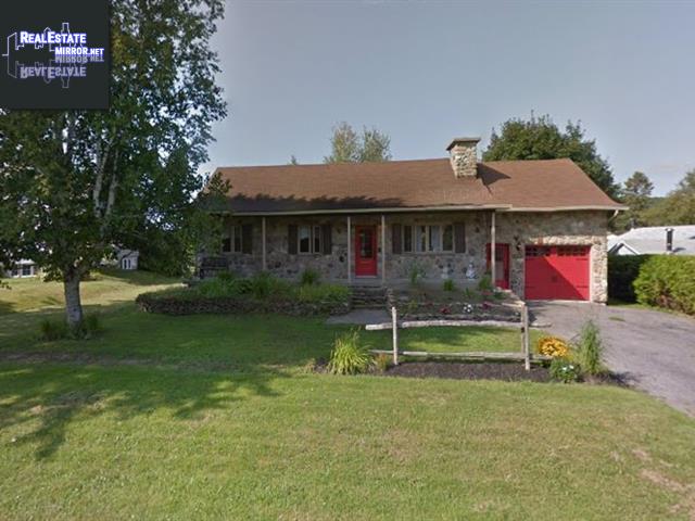 Property 1293 Rue Filiatrault main img