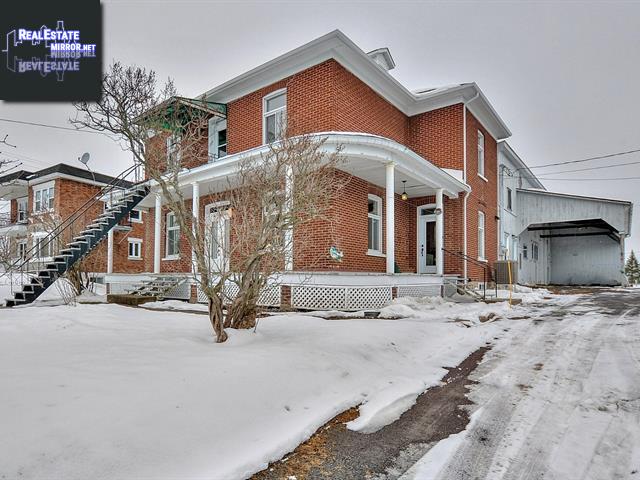 Property 875-877 12e Avenue main img