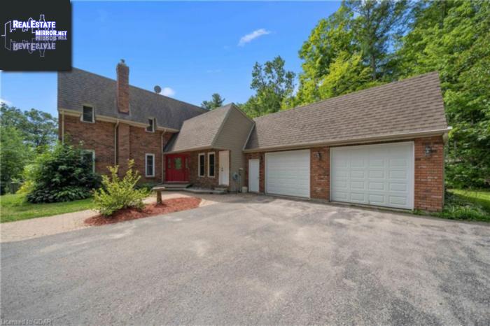 Property 566 Hearns Road main img