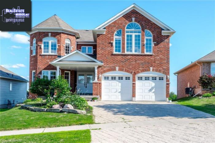 Property 163 Evans Drive main img