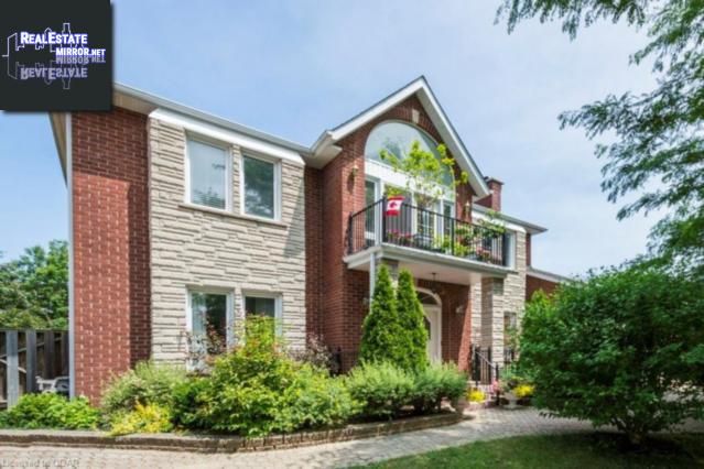 Property 17 Applewood Court main img