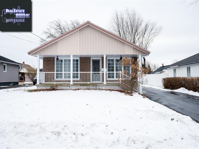 Property 283 Rue Papineau main img