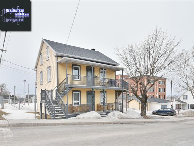 Property 14-16 Rue Pouliot main img