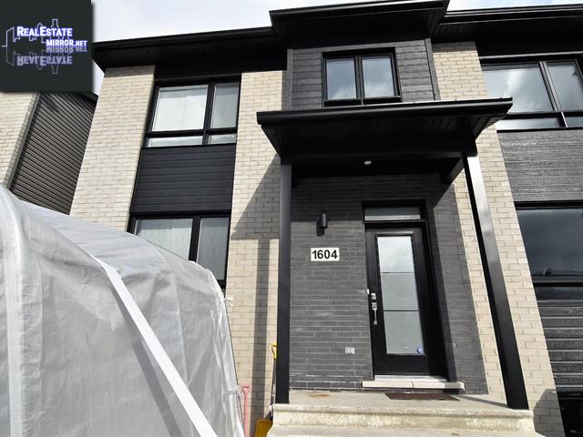 Property 1604 Rue Napoleon-Bisson main img