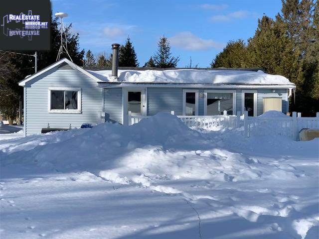 Property 11 2e Avenue main img