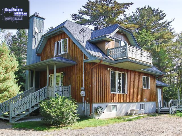 Property 4740 Rue De La Montagne main img