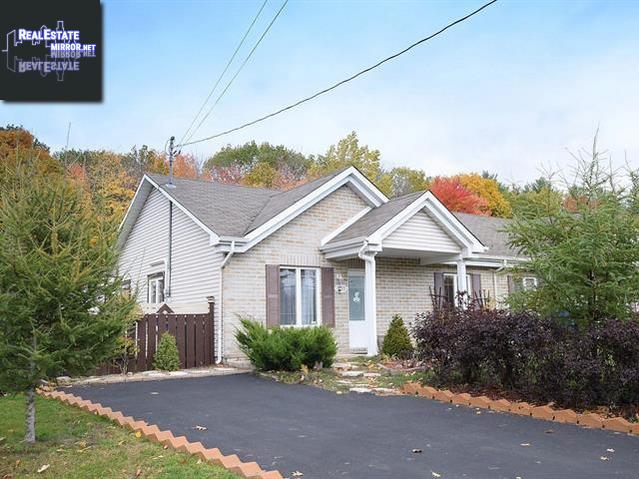 Property 220 Rue Mousseau main img