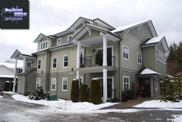 Property 104-901 Richards Street W main img