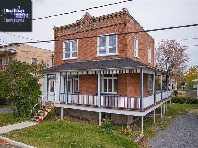 Property 10 Rue De La Station main img