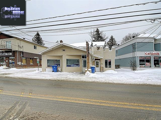 Property 1130-1132A Rue Notre-Dame main img