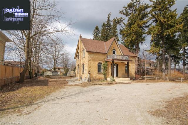 Property 810 Goderich Street main img
