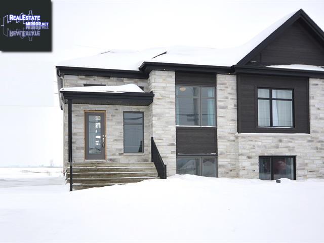 Property 425 Rue Seraphin-Bouc main img
