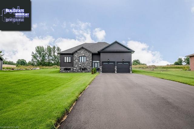 Property 1461 15-16 Sideroad E main img